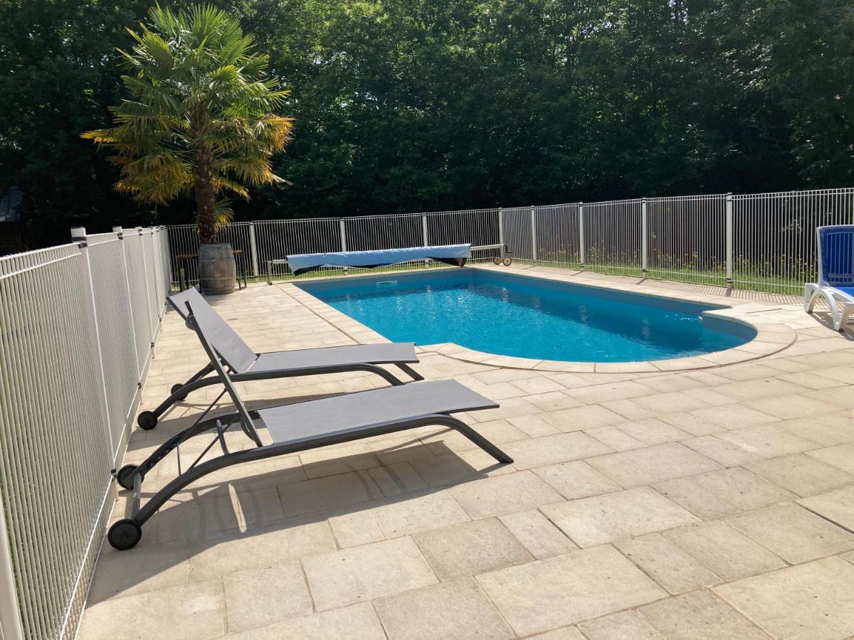 Gite Des Combes Blanches Avec Piscine Et Jacuzzi Frayssinet-le-Gélat Buitenkant foto